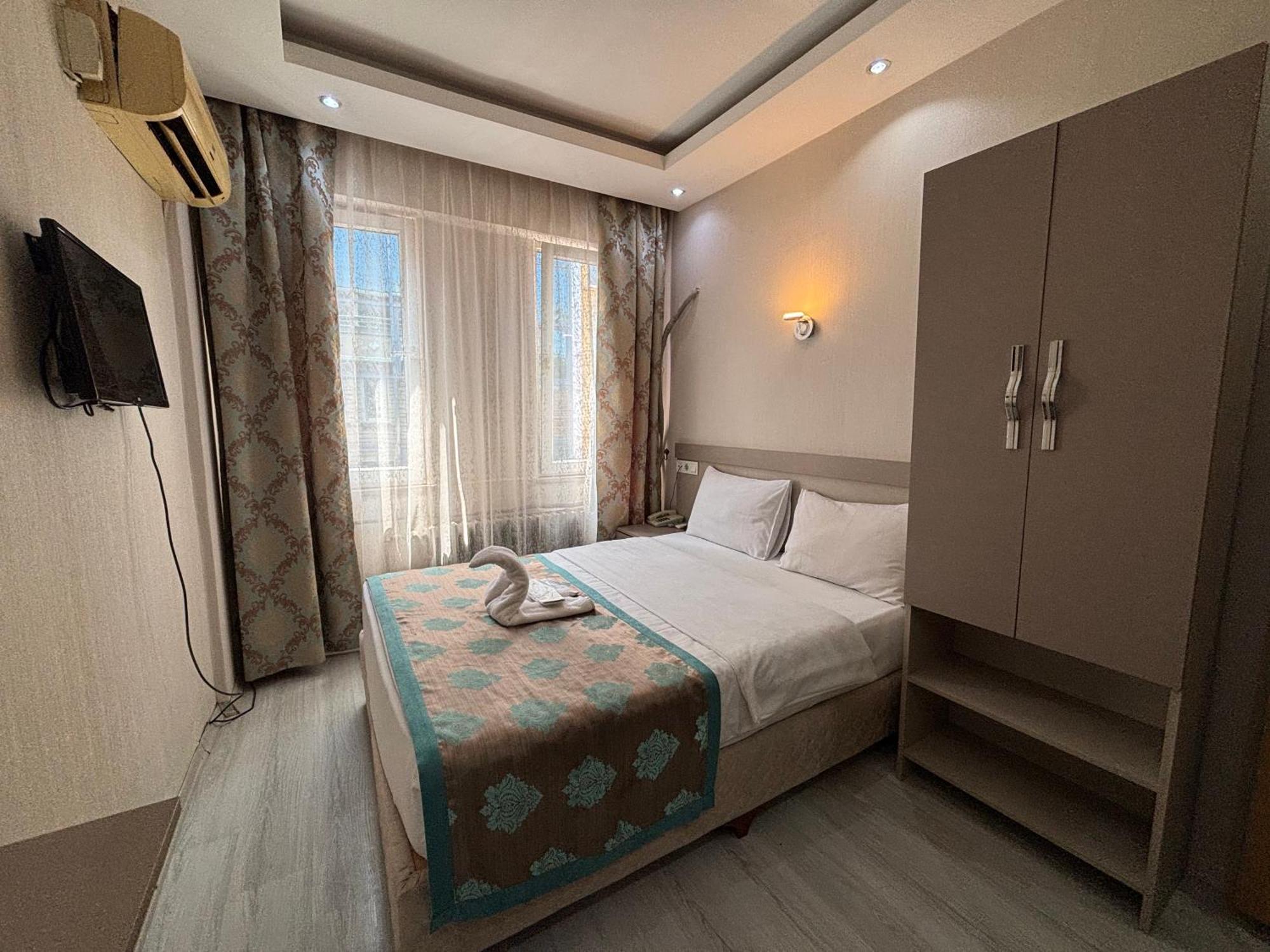 Fly Hotel — Photos 1